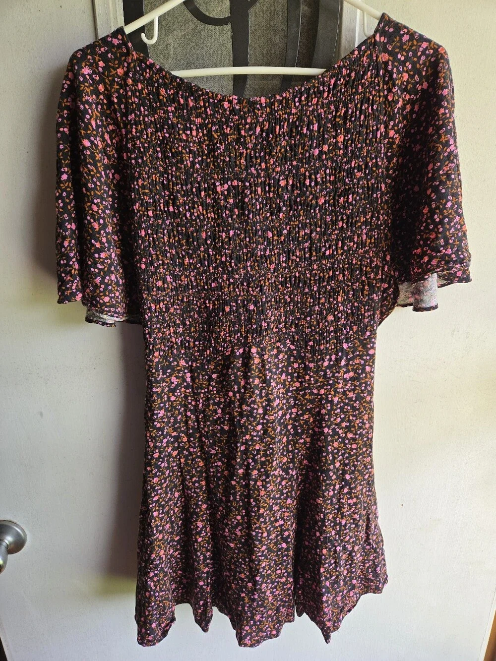 Free People Black Floral Smocked Flutter Sleeve Dress EUC